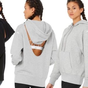 Alo yoga sweatshirt
